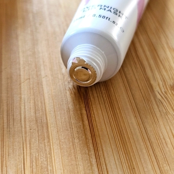 Aceology Overnight Lip Mask, Exfoliating Hydrating & Smoothing, Full-size 15ml - Picture 4 of 8